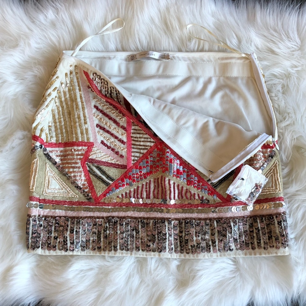 Zara Trafaluc Mini Skirt with Sequin Details - NWT - Picture 4 of 8